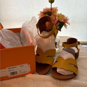 Miz Mooz Annalise Flat Yellow Sandals Sz 36 US 6